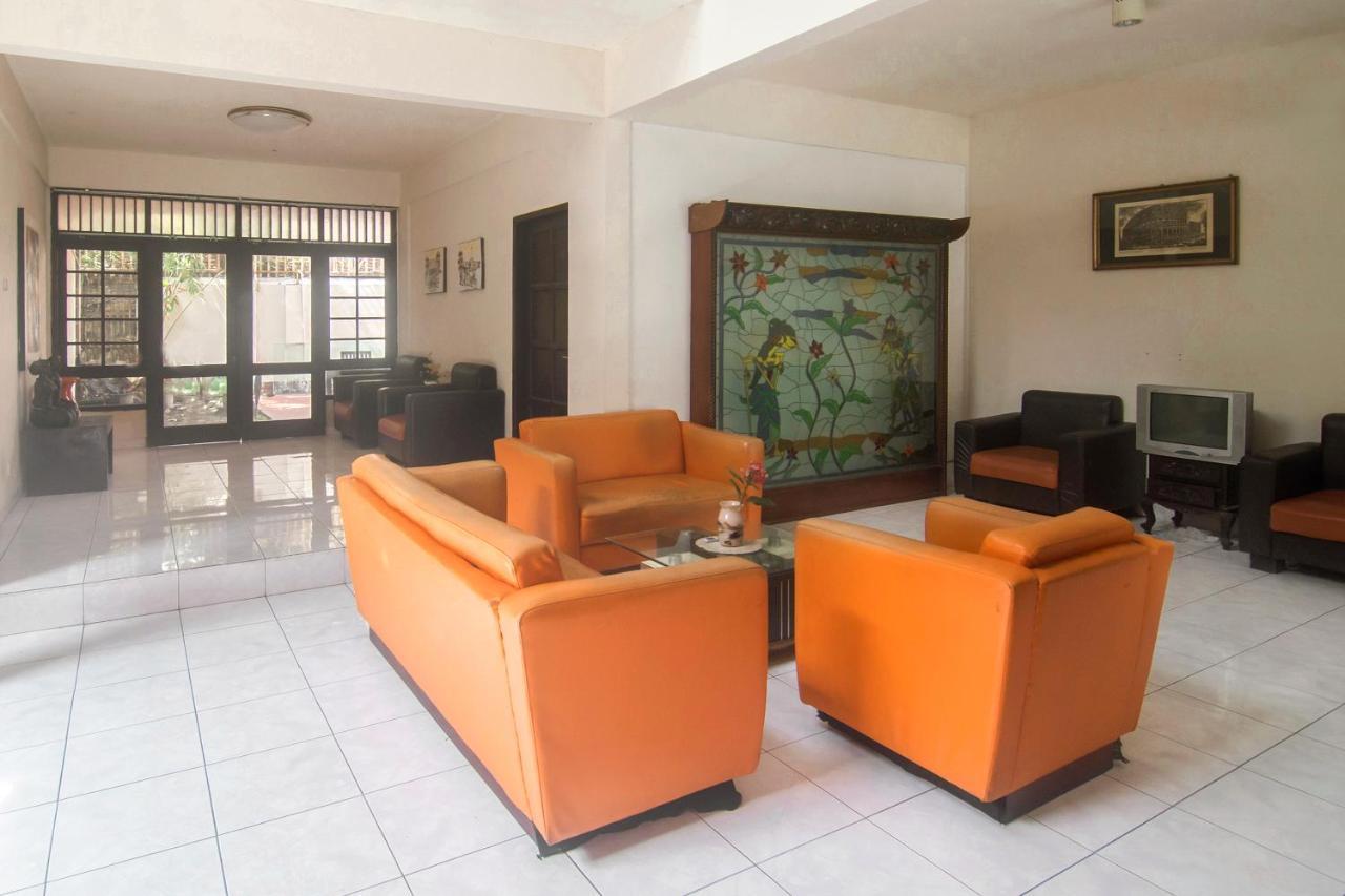 Hotel Oyo 201 Emdi House Timoho Yogyakarta Exterior foto
